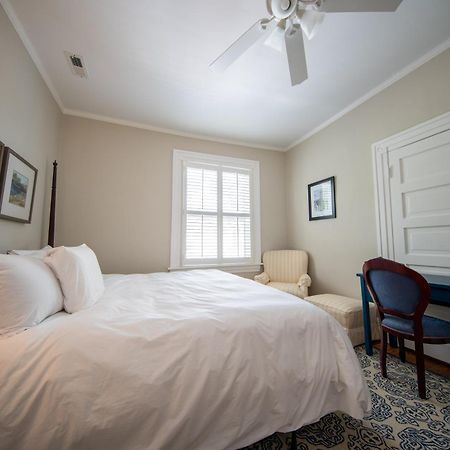 The Edenton Collection-Captain'S Quarters Inn Room photo